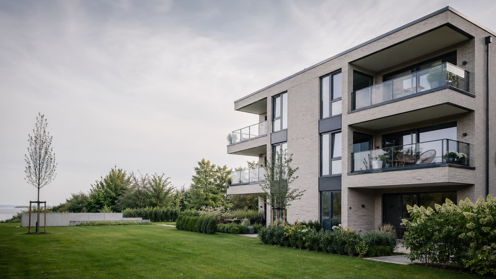 Modernes Mehrfamilienhaus in Norddeutschland